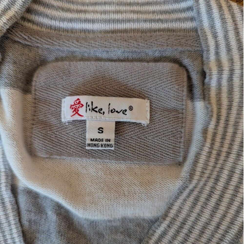 Y2K Grey White Striped V-Neck Short Sleeve Summer Sweater Size Small - Picture 2 of 6
